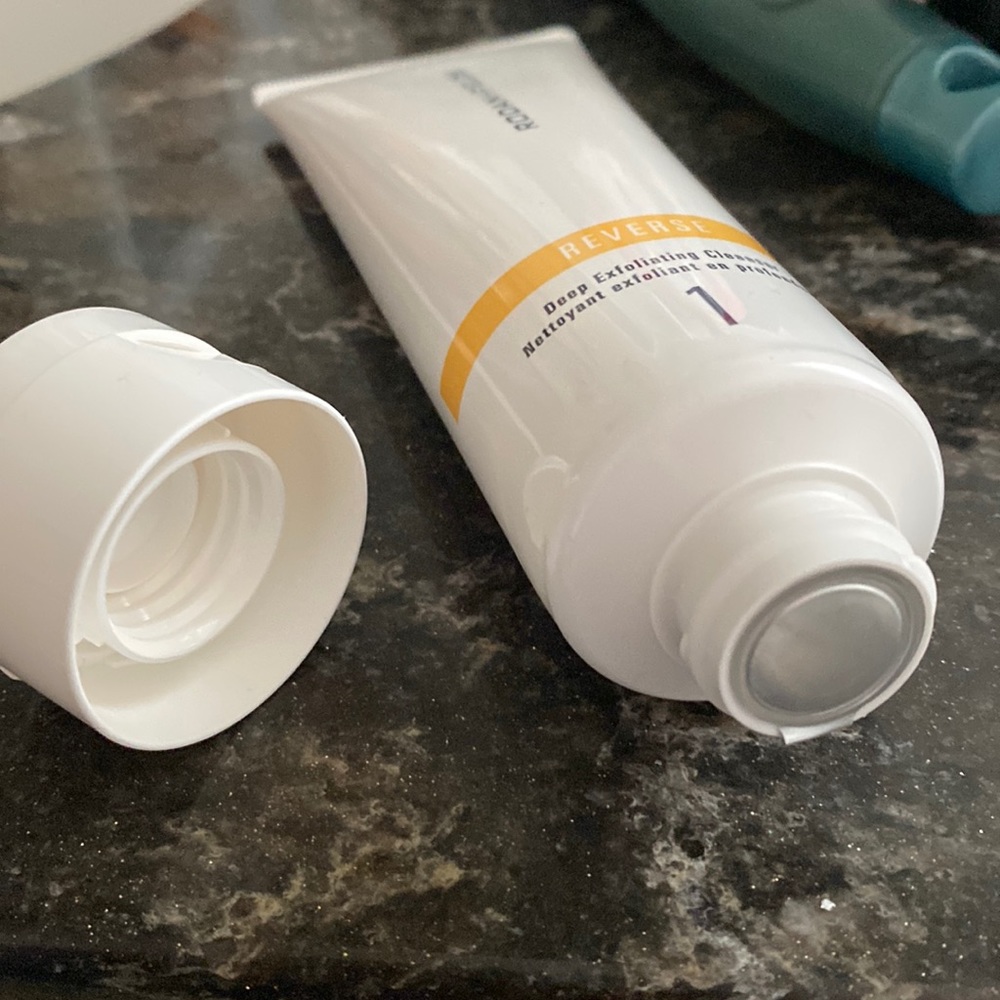 Brand new Rodan and fields reverse daily exfoliating cleanser.